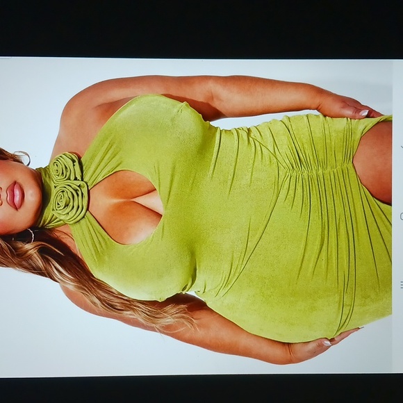 Dress - Picture 2 of 6